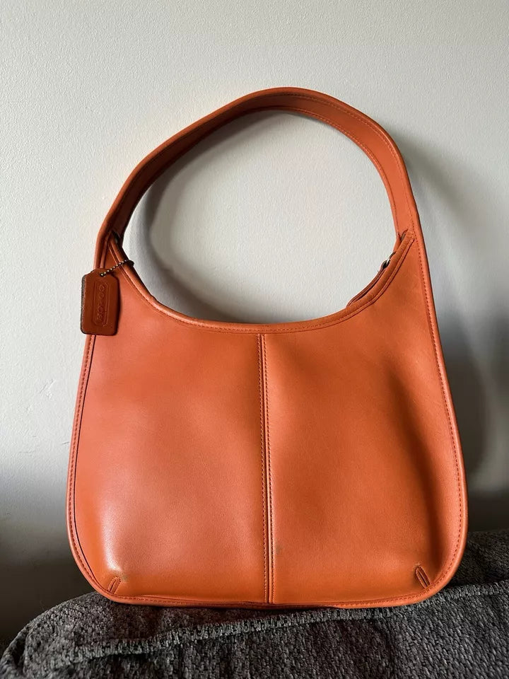 Vintage Coach Ergo 9025 color Tangerine orange